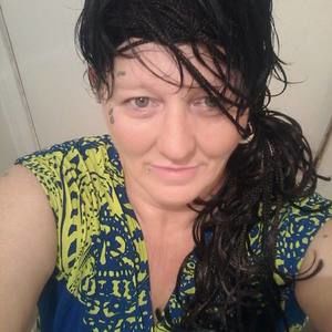 Meet your Posher, Joy